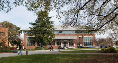 格林大学是哪个国家的-2020年格林威治大学相当于国内什么大学